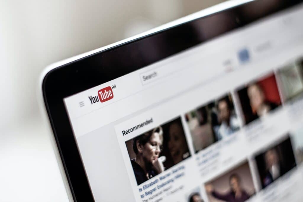 YouTube, Twitch : une nouvelle vitrine pour les entreprises